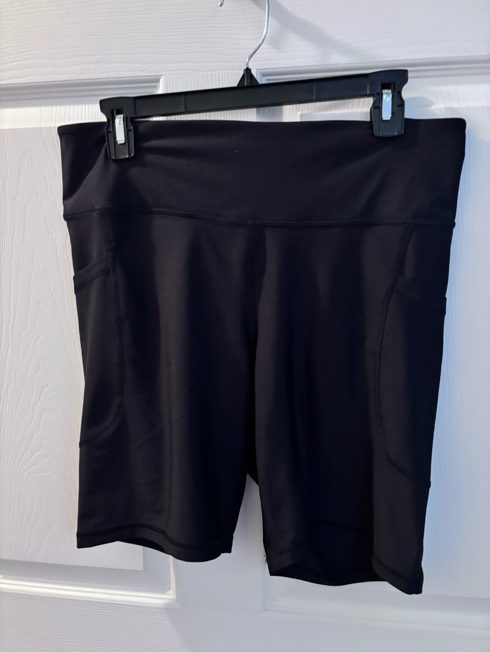 High Rise Bike Shorts - Picture 2 of 2